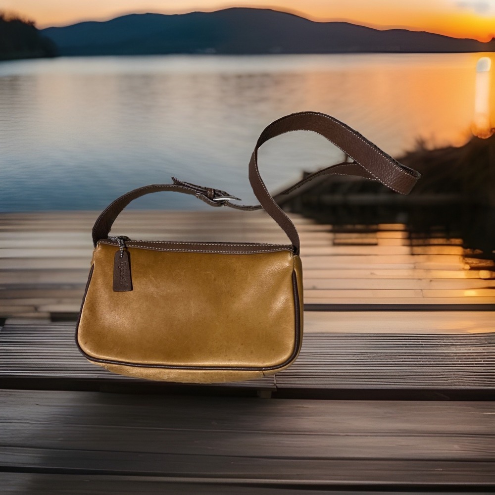 tignanello Leather hand bag 10"‎ x 6" brown